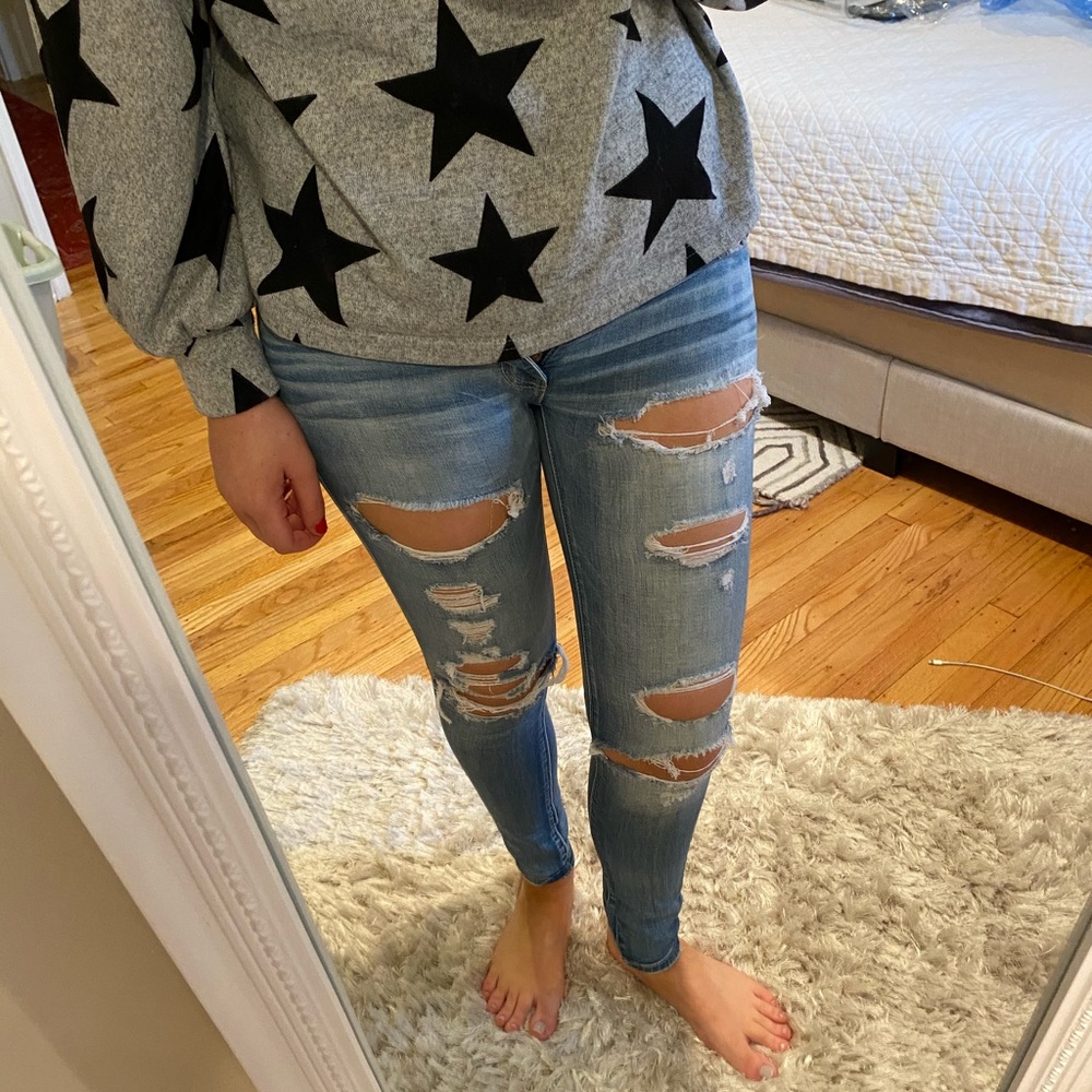 American Eagle Super Skinny Distressed Jegging